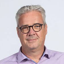 Prof. R.A.M. (Ron) Fouchier