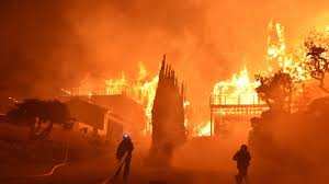 Il se compose de : Californie Un Gigantesque Incendie Ravage Le Nord De