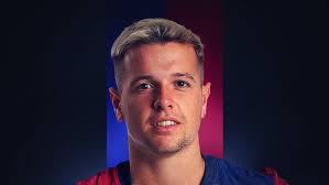 El Barça B sella dos fichajes sobre la bocina del cierre de mercado