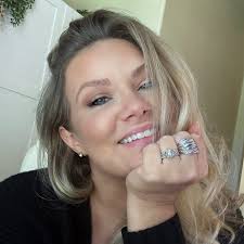 Amanda Miller Makeup