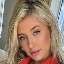 Carly Lawrence Age & Bio