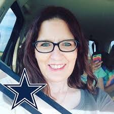 Kara Seale's Instagram, Twitter & Facebook