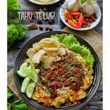 Selanjutnya diaduk sampai tomat suda menjadi layu. Resep Tahu Telur Sambal Kacang Petis Khas Jawa Timur Yang Enak Dan Praktis