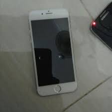 Teknisi irepair aba spesialis iphone tidak hanya bisa mengganti spare part pada perangkat apple anda. Iphone 6s Lcd Rusak Minta Ganti Telepon Seluler Tablet Di Carousell