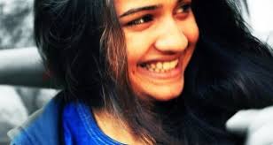 Find the best inspirational wallpaper for my desktop on getwallpapers. Marathi Actress Hot Hd Wallpapers Selfie Photo Gallery