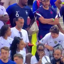 | fußballer als frauen👀 #viral #fy #fernandes #ronaldo #pogba #kimmich @leonbvb3 @alina_03103 @manymaik1234 @alessio79806 | fußballer als frauen👀 | part 2 | fernandes🇵🇹 |. Euro 2020 Familien Von Rabiot Mbappe Und Pogba Gehen Aufeinander Los