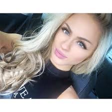 Lillian Rios's Instagram, Twitter & Facebook