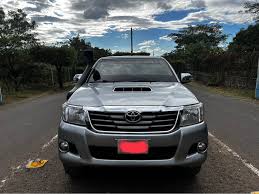 SE VENDE CARROS EN EL NORTE