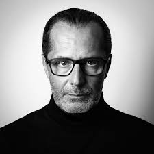 M. Dzięki za pozowanie ☺️🙏💥 #blackandwhitephotographylovers  #artphotography #artist #bw #bwphotography #portraitstream #portrait  #portraitphotography #blackandwhite #piano #bw_lover