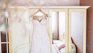 Misshow damen elegant a linie abendkleid lang tüll ballkleid abschlusskleid maxilangüber das abendkleid:material oberstoff. Second Hand Brautkleider Die Besten Tipps Schonsten Gebrauchten Brautkleider