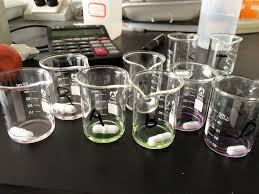 Gelas ukur adalah suatu alat gelas yang berfungsi untuk mengukur suatu larutan. Alat Alat Laboratorium Kimia Penjelasannya Lengkap Bilabil