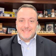 Diane Taub (@ofmiceandkeys)