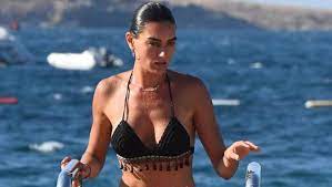 2005'te miss turkey birincisi olan hande subaşı, internette en çok aratılan isimlerden oldu. Hande Subasi Kimdir Aslen Nerelidir Kac Yasindadir Hangi Filmlerde Rol Aldi