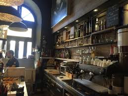 Local expats and tourists alike often visit jolly roger for a game of darts, bingo, to chat with friends, make new ones, or groove to our pumping sound system. Jolly Roger Bar La Spezia Restaurant Bewertungen Telefonnummer Fotos Tripadvisor