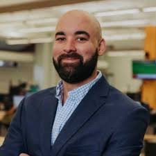 I can't ride past the Long Beach sign without being reminded of the  historic moment when I met Ian Weiland in person.