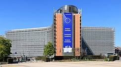 Außerhalb des geographischen europas umfasst die eu zypern und einige überseegebiete. European Commission Wikipedia