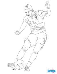 Coloriage Joueurs De Foot Karim Benzema Coloriage Joueur De Foot Coloriage Foot Coloriage Football