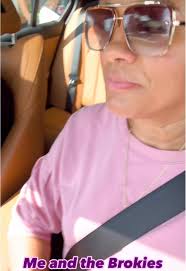 jus_peachy (@jus_peachy)