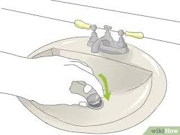 Hal pertama yang harus dilakukan adalah mengetahui asal kebocorannya. Cara Memperbaiki Keran Yang Bocor Dengan Gambar Wikihow