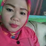 Anna Hameed's Instagram, Twitter & Facebook