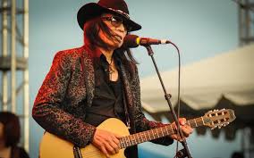 However, rodriguez and his two albums achieved cult status in south africa and australia, where so, it is puzzling that no mention is made, in either of these articles, about sixto rodriguez who in the. Still Searching For Sugar Man A Chat W Sixto Rodriguez