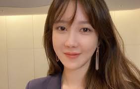 After her breakout role in the legend in 2007. Lee Ji Ah Might Make Her Comeback In The Penthouse 2 Episode 5 Kdramastars