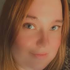 Elvia Townsend's Instagram, Twitter & Facebook