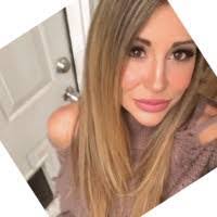 Lynette Black's Instagram, Twitter & Facebook