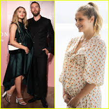 Who is teresa palmer's husband? Teresa Palmer Photos News And Videos Just Jared