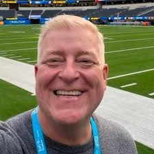 Joe Haas (@JhaasjrHaas)