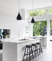 1001 Conseils Et Idees Pour Amenager Une Cuisine Moderne Blanche Cuisine Moderne Blanche Cuisine Moderne Meuble Cuisine Blanc