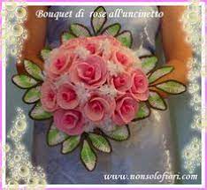 Ed ho il piacere di mostrarvi il bouquet che ho regalato a una mia carissima amica che ha la casa dipinta e arredata con le tonalità dell'azzurro. 25 Idee Su Bouquet Di Fiori All Uncinetto Matrimoni O Anniversari Crochet Flowers Bouquet Da Sposa Bouquet Di Fiori Fiori All Uncinetto