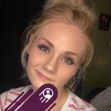 Amanda Sisson's Instagram, Twitter & Facebook