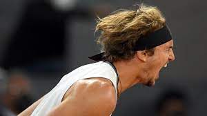 Die bilanz spricht mit 5:2 für den griechen, das letzte duell in acapulco anfang märz gewann aber zverev. Atp Madrid Alexander Zverev Gewinnt Finale Gegen Matteo Berrettini Und Holt Vierten Masters Sieg Eurosport