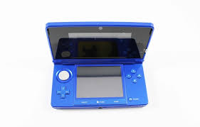 With 90 percent larger screens than the 3ds, 3ds xl is the ultimate 3d entertainment system. Nintendo 3ds Dark Blue System