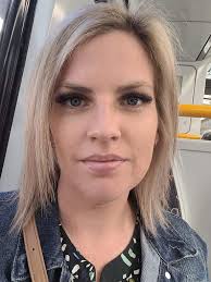 Long COVID: One in 10 Australians who got COVID still had symptoms months  later