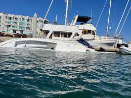 trump boat sinks in marina del rey