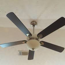 The remote has four buttons, hi, med and low to select fan speed and off to turn off the fan. Find More Hampton Bay Mediterranean 52 Brushed Nickel Remote Control Ceiling Fan More Pictures In Comments For Sale At Up To 90 Off