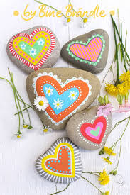 Herz Steine 3 Bunt Mit Acrylstiften Bemalt Susses Selbst Gemachtes Geschenk Zum Valentinstag Oder Mutte Geschenke Geschenkideen Valentinstag Geschenk Fur Ihn