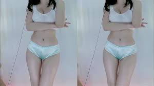 优尚舞姿-七七 Video Porno - SpankBang