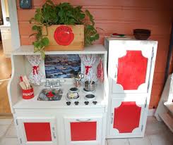 Man benötigt holzplatten, stifte, farben, pinsel, griffe. Kinderkuche Aus Holz 50 Ideen Fur Susse Spielkuchen