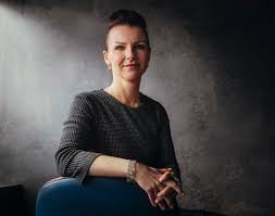 Jana schimke (born cottbus, germany, 6 september 1979) is a german politician who represents the christian democratic union (cdu) in the bundestag. Gesucht Erhards Erbe Thepioneer