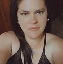 ESTE SABADO 06/10/12 EN Sabor Argentino las mejores PIZZAS CASERAS A LA  PARRILLA!!! *Albahaca y tomates *Provenzal *Especial *Nevada TODAS $26! c/u  PROMOS: 2 X $50 2 + 1 Cerveza = $55 Hace tu pedido CON ANTICIPACION!  40-25-239 o 155396221