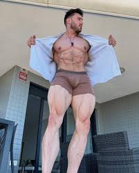 Brandon Harding Gets Sucked, Rimmed & Fingered – Hot Men Universe