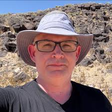 Did you know the Mount Lindo Cross near Morrison, Colorado, is the largest  lighted cross in the United States? Take a guess how many feet high you  think the cross is from