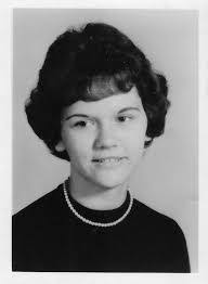 Eleanor Presley's Instagram, Twitter & Facebook