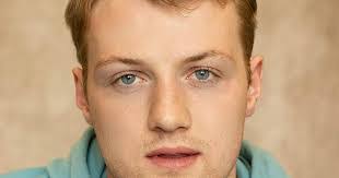 Luke Gallagher's Instagram, Twitter & Facebook