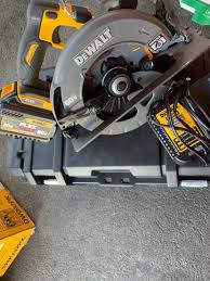 Dewalt 60v Flexvolt Circular Saw Kit On Mercari Circular Saw Dewalt Circular