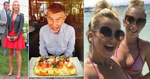 Jako ovečky se svými pastýři: Babis Poleti Na Kretu Bere I Vivien Z Jeho Slovenskeho Protejsku Je Morsky Vlk