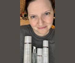 Wesley Floyd Purrington aka Sweet Boy 🤣🤣🤣 His favorite outside spot is  with the dog and his favorite inside spot is either dad's recliner or my  bed. If you can't tell air